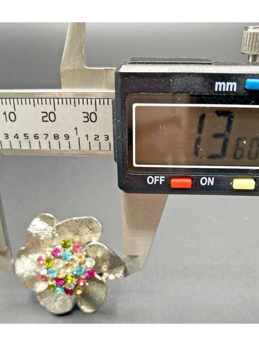 Silver-Tone Statement Ring Flower Multicolored Rhinestone Cocktail Ring Sz 6-8